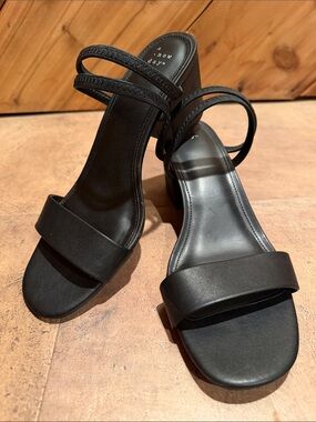 A New Day Black Block Heel Sandals